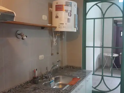Depto Tipo Casa en Alquiler con 1 cocheras