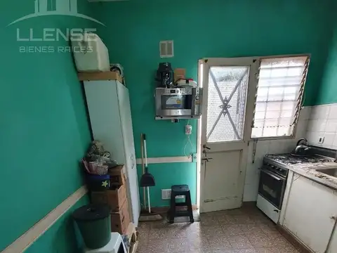 Casa en venta, 3 ambientes con cochera, APTA CREDITO