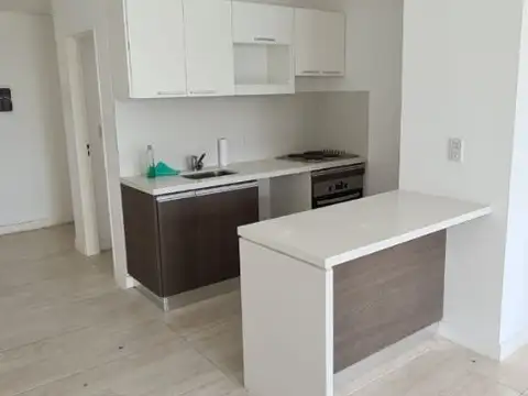 Castaños 100, Piso 1º