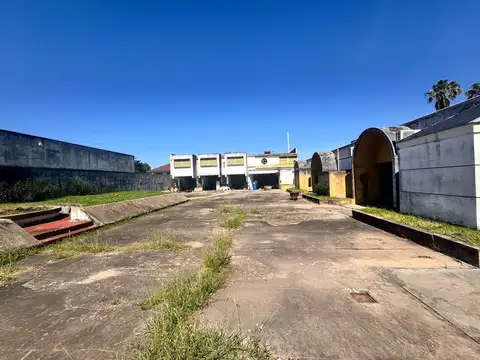 530 e/ 20 y 21