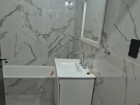 Depto Tipo Casa en Venta en Ciudadela, USD 110.000