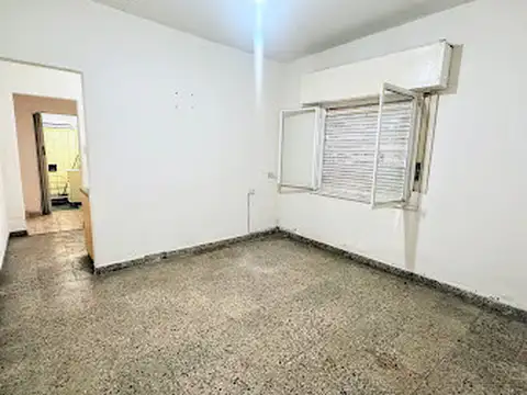Monte 4500, Piso PB