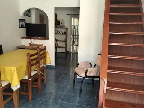 90 176 , Piso PB
