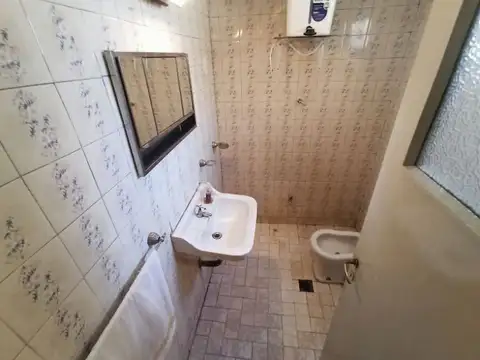 Depto Tipo Casa en Venta 46 años