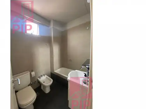 Departamento en Alquiler en Haedo, $ 600.000