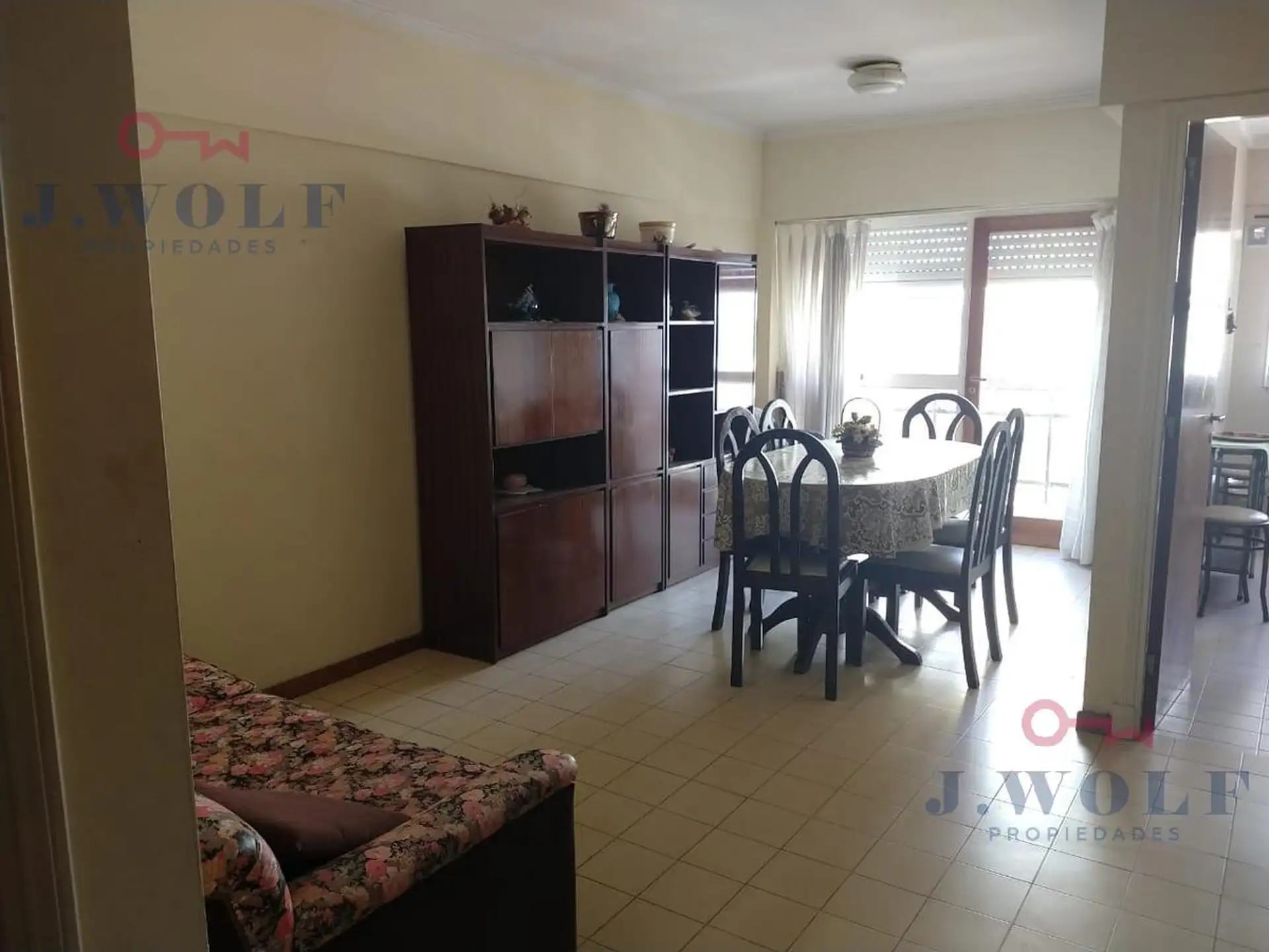 Departamento 2 amb, 43m² con balcón — Mitre