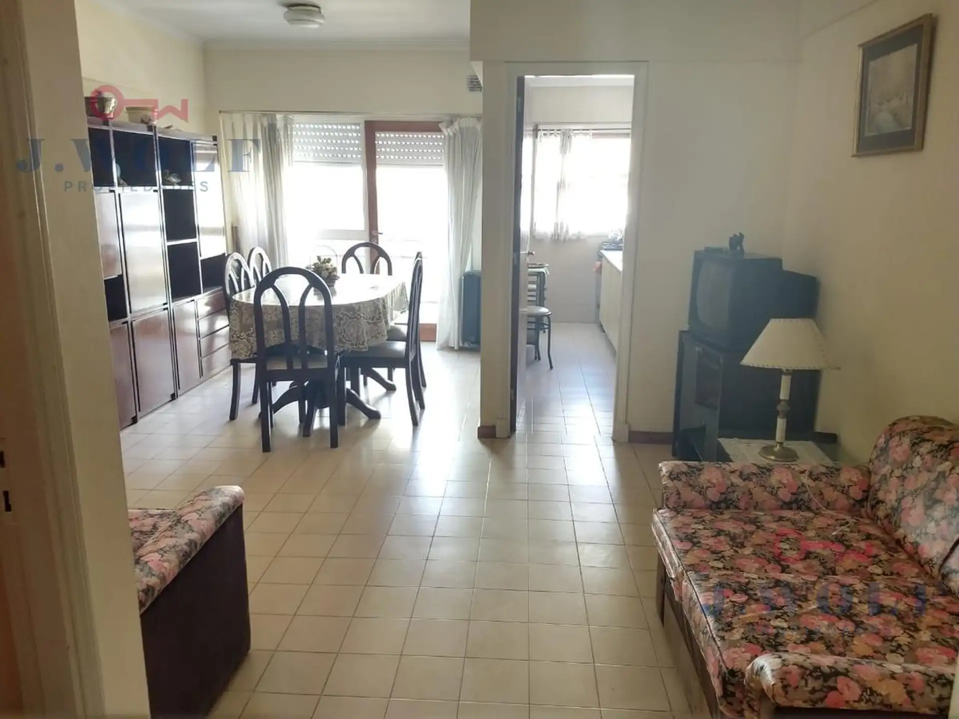 Departamento 2 amb, 43m² con balcón — Mitre