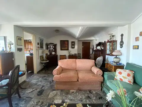 Departamento 5 ambientes con 2 baños