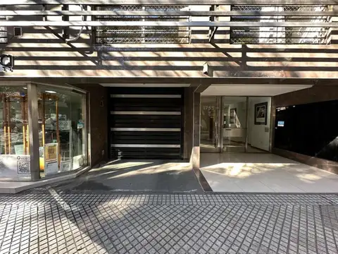 Cochera en  venta Entre Rios 1700 planta baja - Abasto Rosario