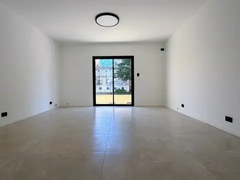 Depto Tipo Casa en Venta en Villa del Parque, USD 189.000