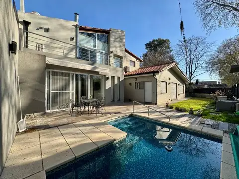 CASA EN VENTA | CASTELLANOS 309 - GRANADERO BAIGORRIA