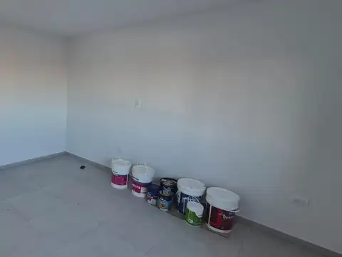 CASA 2 DORMITORIOS Y PILETA EN CAMPOS MANANTIALES