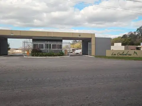 Terreno en Barrio Las Calandrias