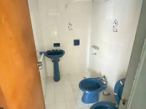 Departamento en Alquiler en Microcentro 3 dorm, 2 baños. cochera