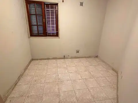 ALQUILER SÓLO PARA USO PROFESIONAL O COMERCIAL - CASA 5 AMBIENTES - SAN MIGUEL CENTRO