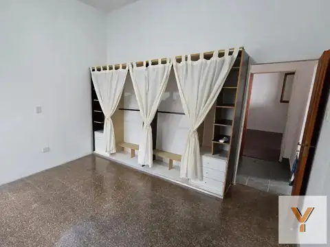 PH en venta - 3 Dormitorios 2 Baños - Parque Chas
