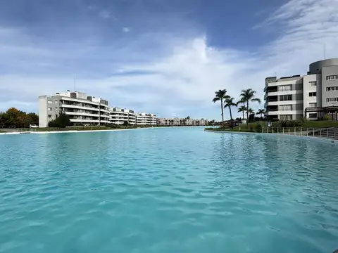 VENTA DEPTO 4AMB BALCON PARRILLA LAGOON PILAR EQUIP. PREMIUM PERMUTA