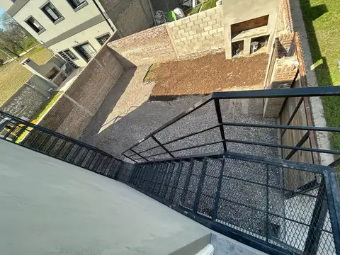 Departamento en Alquiler con 1 cocheras