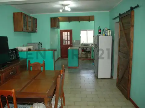 olegario andrade 1000, Piso 0