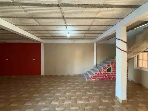 Casa 3 ambientes con 1 baño