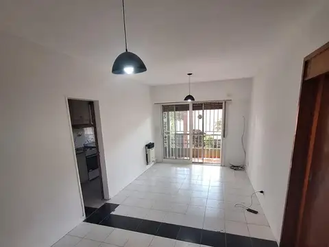 Departamento en Alquiler en Centro, $ 750.000