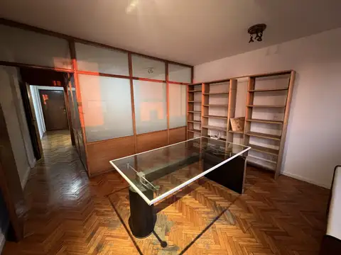 Oficina en Alquiler 50 años