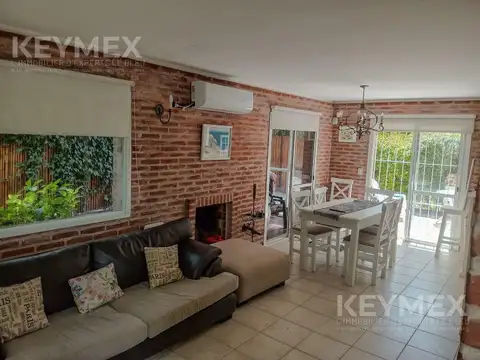 Depto Tipo Casa en Venta con 1 cocheras