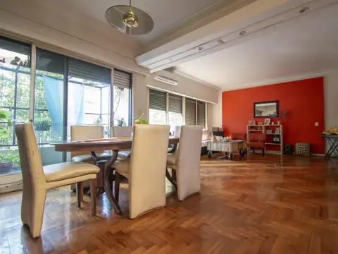 Depto Tipo Casa en Venta de 5 ambientes