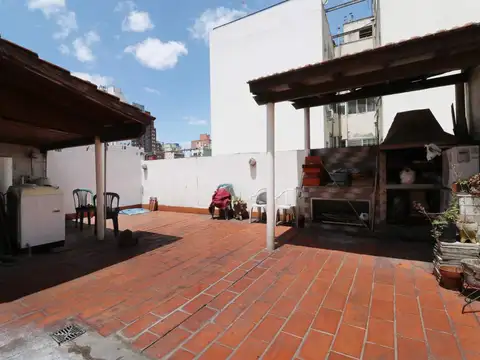 OPORTUNIDAD PH 4 AMBIENTES FLORES