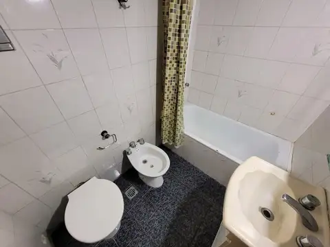 Sarmiento al 2200 - Depto en  alquiler, 1ambiente, Barrio de Balvanera - Cocina Independiente-