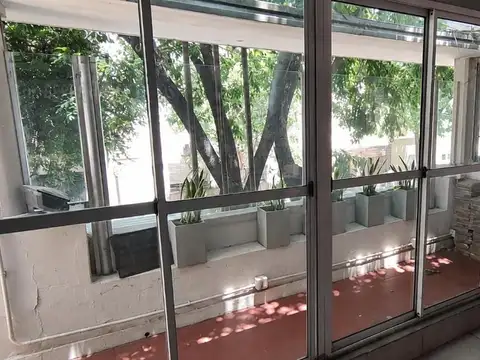 ALQUILER COMERCIAL PH EN COLEGIALES