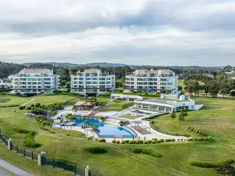 Departamento de 4 suites en barrio cerrado Veramansa 100