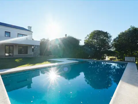 Casa al Golf Estancias del Pilar con financiación!