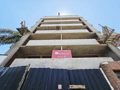 Venta departamento 2 ambientes con balcon y parrilla en Villa Bosch