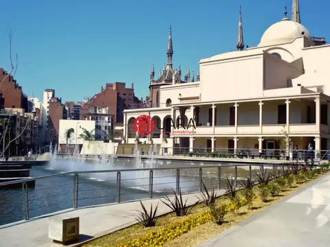 Buenos Aires 500, Piso 1