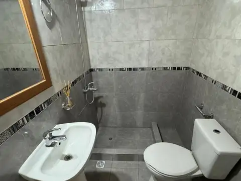 Monseñor Tomás Solari al 2700