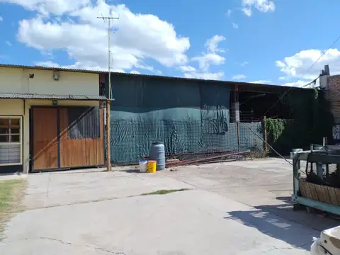 Galpon en Venta en Carril Norte, USD 42.000