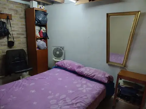 Galpón con Departamento a la venta