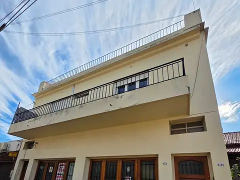 Departamento PH 4 ambientes  en Venta en Caseros