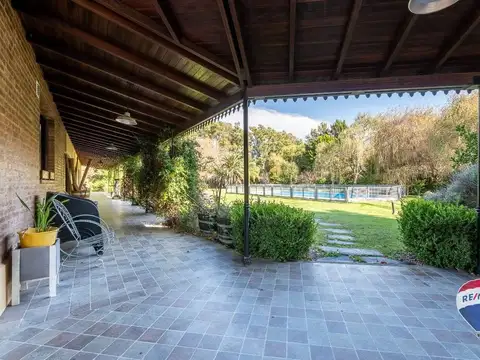 VENTA CASA 4 AMB CAMPOS DE ROCA BRANDSEN PILETA