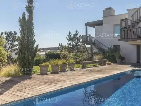 Casa en Alquiler Temporal de 4 dormitorios