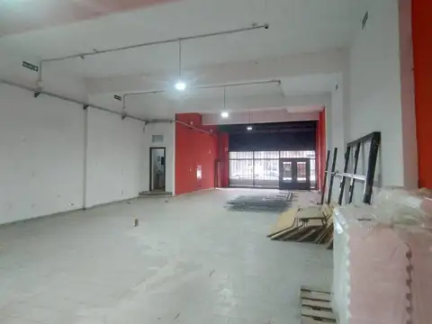 Local en Alquiler en Tigre Centro, $ 4.000.000