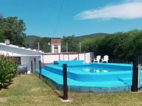 Casa en Venta con 3 cocheras