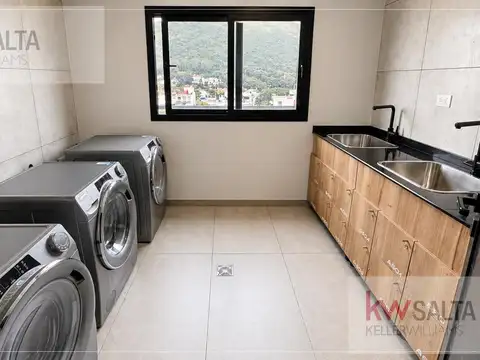 DEPARTAMENTO EN ALQUILER - PUEYRREDÓN AL 800 - ZONA CENTRO