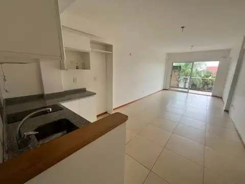 Departamento en Alquiler al Este