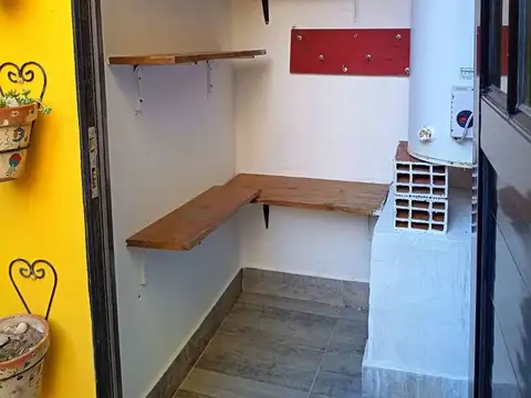 Casa 2 ambientes con 2 baños