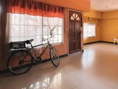 Depto Tipo Casa en Venta en Mataderos, USD 229.000