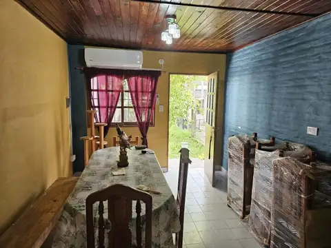 Casa 3 ambientes con 1 baño