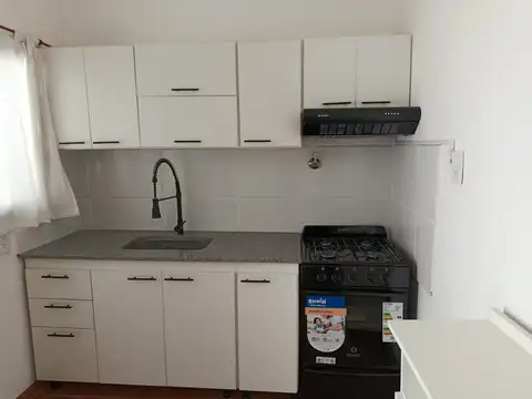 Depto Tipo Casa en Alquiler 50 años