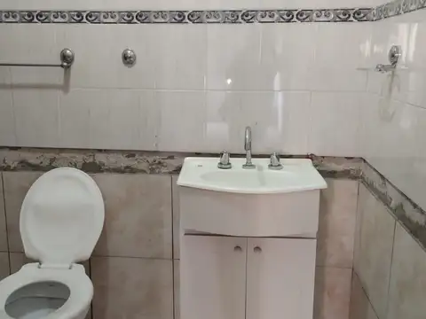 CASA VENTA 4 AMB. LANUS OESTE OPORT. 2 VIVIENDAS